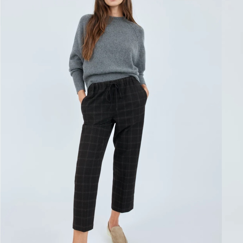 Aritzia Babaton Grey Plaid Trouser